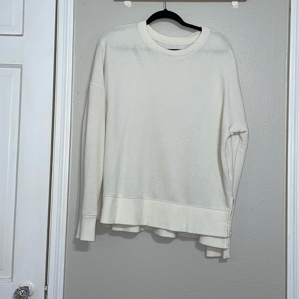 Cream sweatshirt